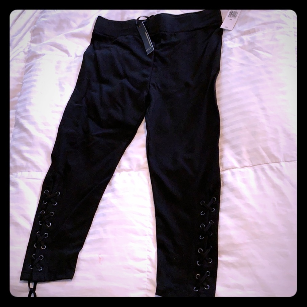 NWT Jeans by BUFFALO Size M Black leggings